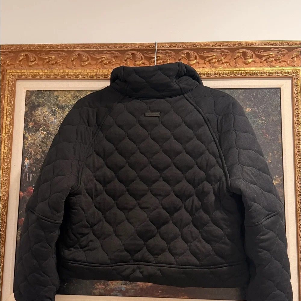 Lululemon Black/Cropped Quilted Half Zip Scuba - Picture 3 of 6